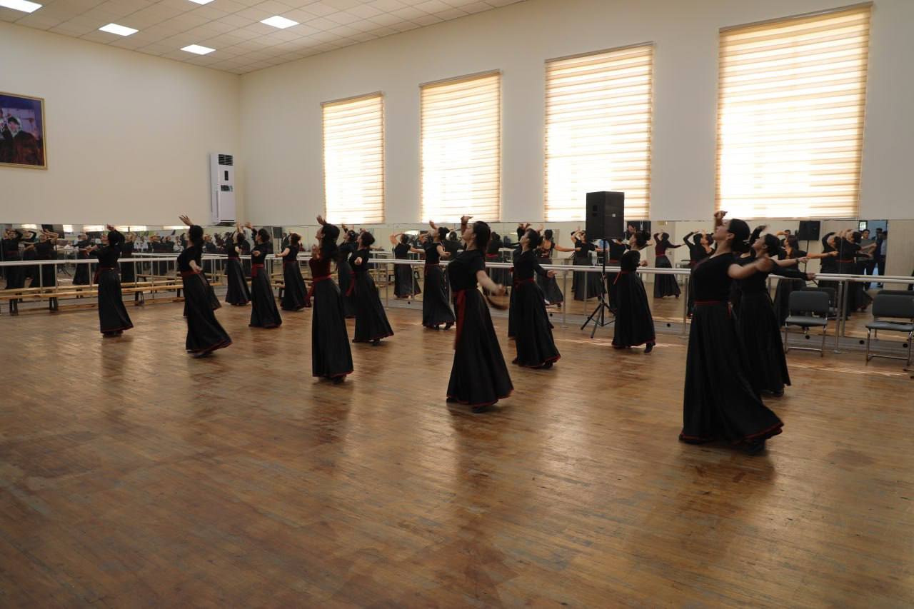 ⚡️ Xorazm viloyatida madaniyat va san’at sohasidagi ishlar ko‘zdan kechirildi